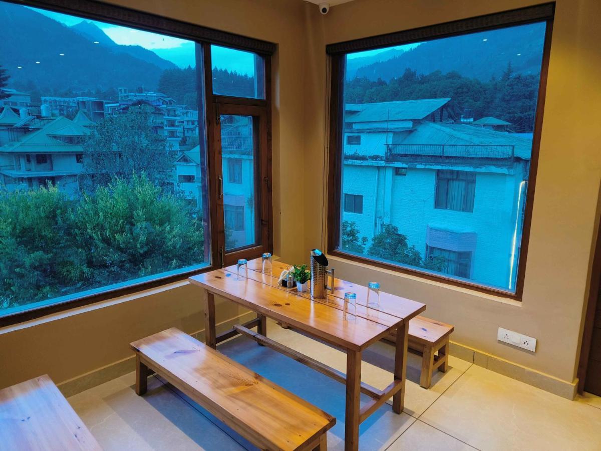 Sa-Ba Manali Inn, Mall Road Exterior photo